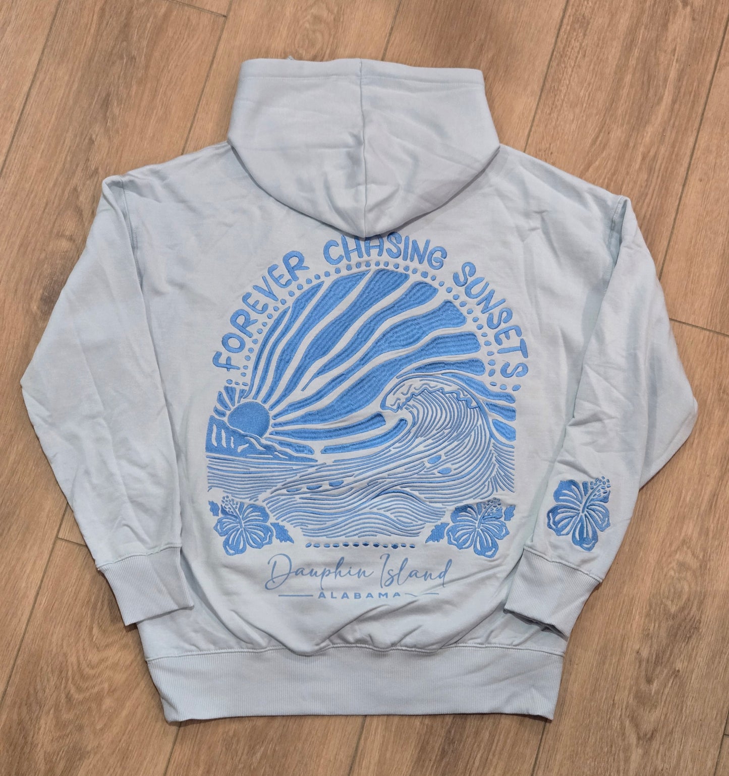 COASTAL EMBROIDERY HOODIE