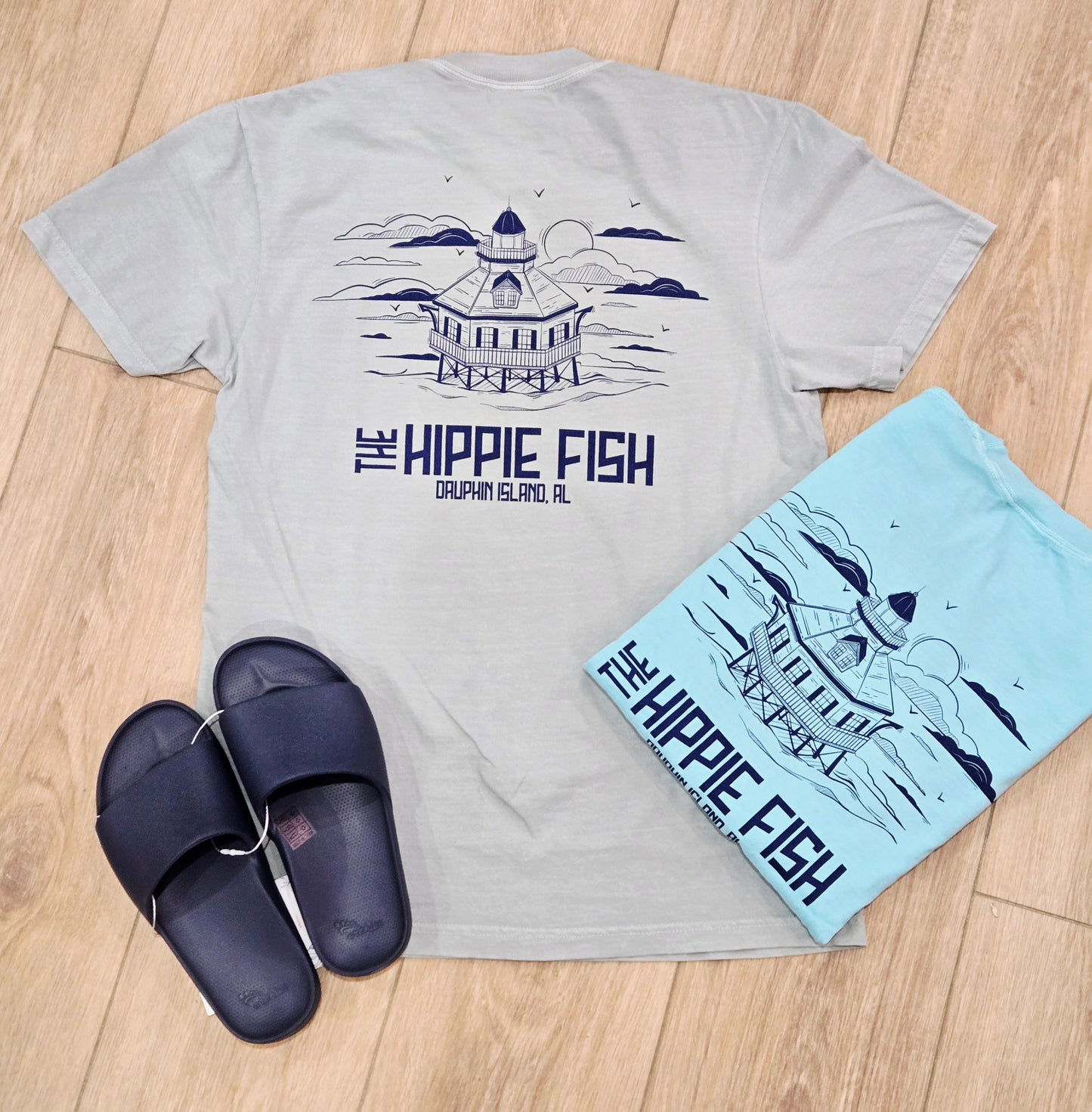 MIDDLE BAY LIGHTHOUSE SS T-SHIRT