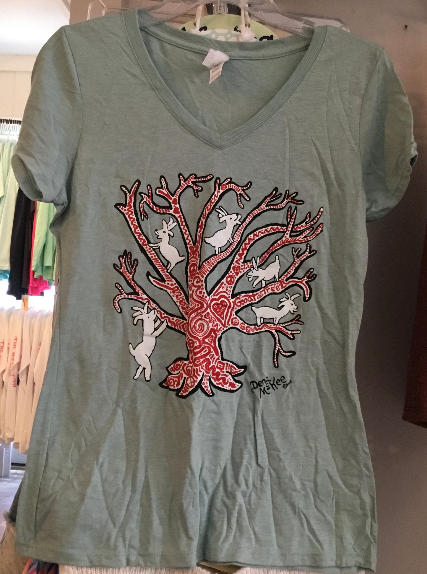 GOAT TREE V-NECK FITTED SS